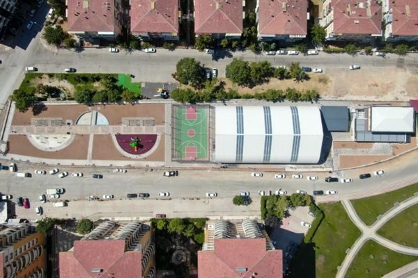 Malatya Büyükşehir Belediyesinden yapılan açıklamada, Başharık Mahallesi’nde yapımı büyük ölçüde
