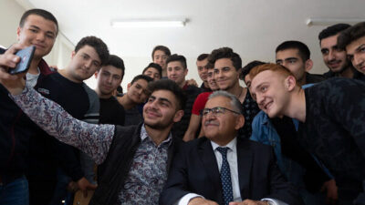 Kayseri Büyükşehir Belediye Başkanı Dr. Memduh Büyükkılıç, Yükseköğretim Kurumları Sınavı