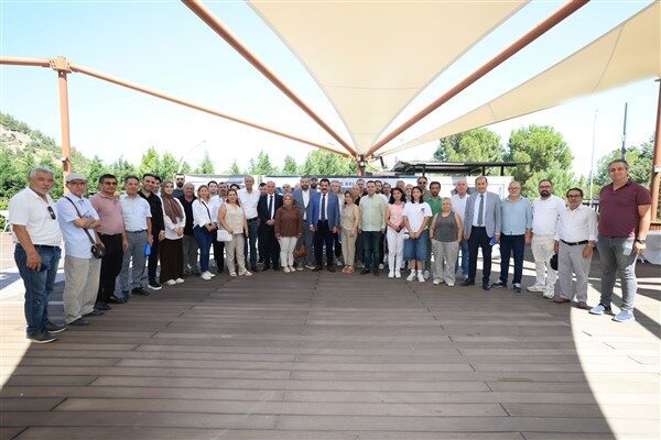 Pamukkale Belediye Başkanı Ali Rıza Ertemur, 24 Temmuz Gazeteciler ve