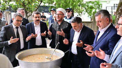 Yıldırım Belediye Başkanı Oktay Yılmaz, Samanlı Mahallesi’nde esnaf ve vatandaşlarla