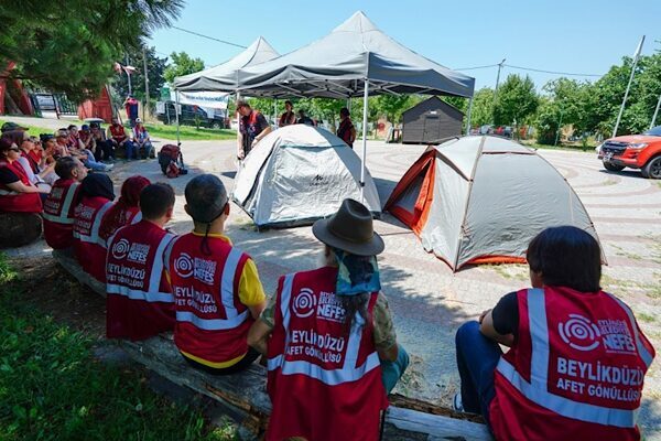 Beylikdüzü Belediyesi, afetlere karşı hazırlıklı bir toplum oluşturmak amacıyla Arama