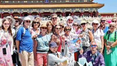 Bu yaz kavurucu sıcaklardan bunalan Avrupalı turistler Çin’e yöneliyor. Bir