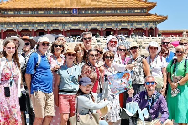 Bu yaz kavurucu sıcaklardan bunalan Avrupalı turistler Çin’e yöneliyor. Bir