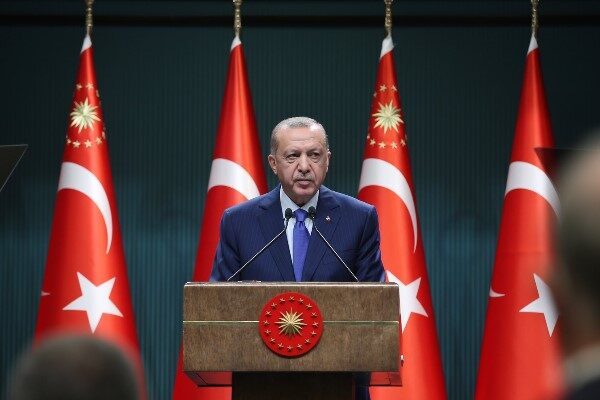 Cumhurbaşkanı Erdoğan’ın konuşmasından bazı satır başları şöyle: “Bütün kurumlarımızla, bütün