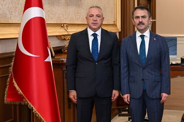 Cumhurbaşkanlığı Kararnamesi ile İstanbul Çekmeköy Kaymakamlığı görevinden Dilovası Kaymakamlığına atanan