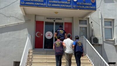 Diyarbakır İl Jandarma Komutanlığından yapılan açıklamaya göre, Narkotik Suçlarla Mücadele