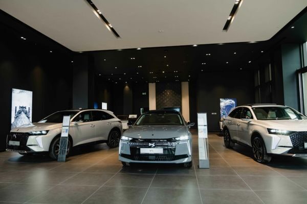 Premium otomobil pazarında Fransız seyahat sanatını zarafet ve ileri teknolojiyle