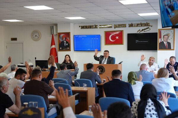 Düzce Belediye Meclisi, Temmuz ayı olağan toplantısının birinci birleşimini gerçekleştirdi.