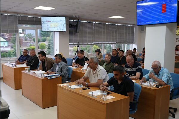 Düzce Belediye Meclisi Temmuz ayı ikinci birleşimi, Meclis Başkanvekili Av.