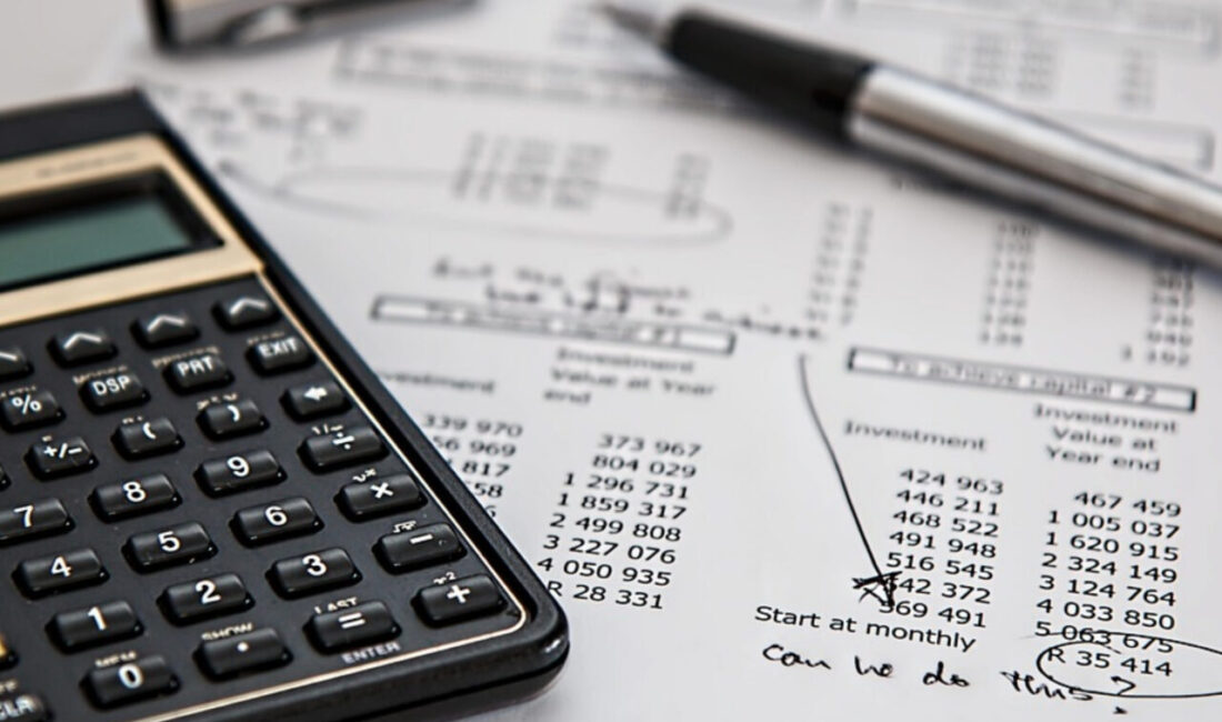 Analizde, ons altının yaklaşık yüzde 1 değer kaybederek 4.030 dolar