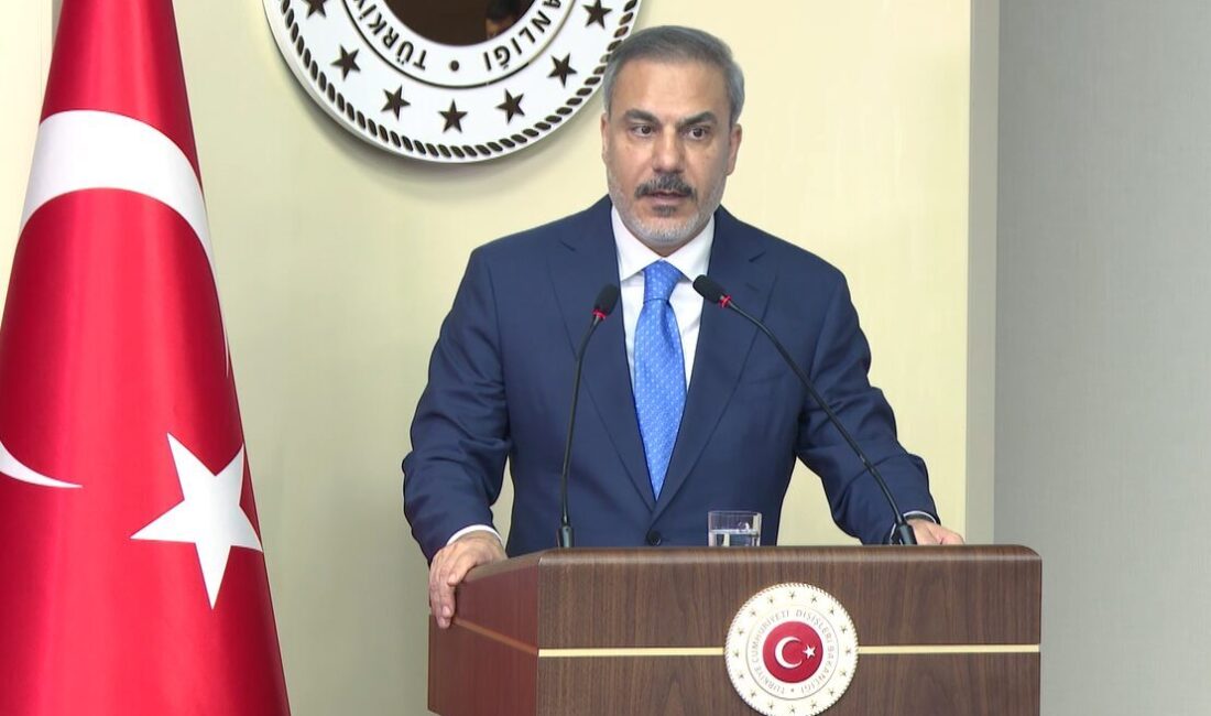 Dışişleri Bakanı Hakan Fidan, Irak Dışişleri Bakanı Fuad Hüseyin’i Ankara’da