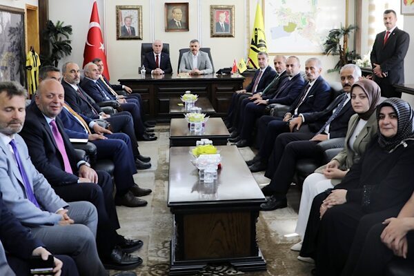 İçişleri Bakanı Çiftçi, bir dizi program ve ziyaret kapsamında bulunduğu