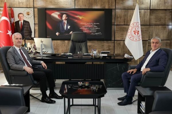 İnegöl Belediyesi, eski belediye hizmet binasının Gençlik ve Spor Bakanlığı