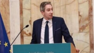 İrlanda Başbakan Yardımcısı Simon Harris, All-Ireland Şampiyonası’nda zafere ulaşan Mayo