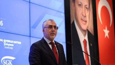 Çalışma ve Sosyal Güvenlik Bakanı Vedat Işıkhan, Memur-Sen Konfederasyonu Genel