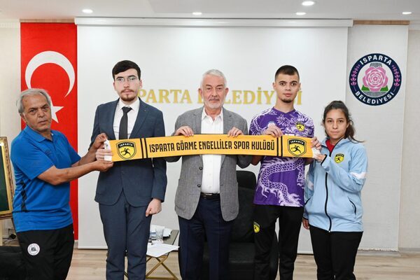 Isparta Görme Engelliler Kulübü Başkan Vekili Alperen Aydemir, milli sporcu