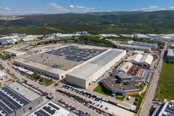 Dünyanın önde gelen toplu ulaşım aracı üreticilerinden Karsan, elektrikli mobilite