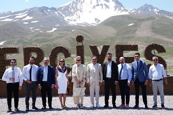 Kayseri Büyükşehir Belediye Başkanı Dr. Memduh Büyükkılıç’ın girişimleriyle Kültür ve