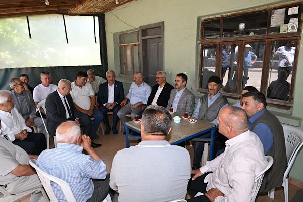 Kocaeli Valisi Aktaş, Gebze Kargalı Mahallesi’nde düzenlenen geleneksel mevlid programına