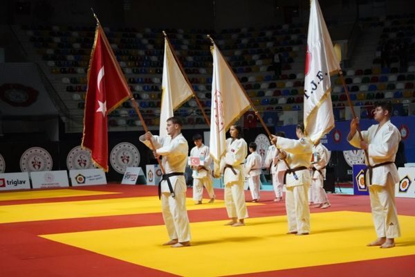 Avrupa Judo Birliği ile Türkiye Judo Federasyonu tarafından düzenlenen Yıldızlar