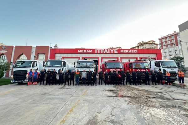 Konya Büyükşehir Belediyesinden yapılan açıklamada, Büyükşehir İtfaiyesi ile Karatay ve
