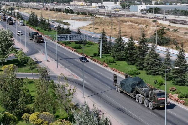 Konya Büyükşehir Belediye Başkanı Uğur İbrahim Altay, Ankara Yolu üzerinde