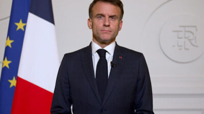 Fransa Cumhurbaşkanı Emmanuel Macron, Fransa’nın NATO’nun Finlandiya’daki İleri Harekat Kara