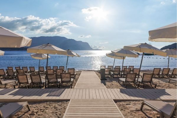 Turizm sektörü 2026 yılının ikinci çeyreğinde ziyaretçi sayısı ve gelirlerde