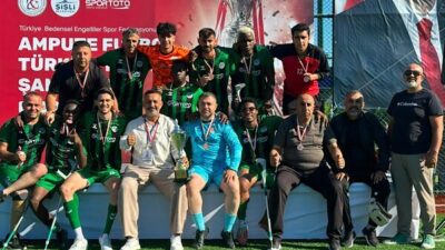 Malatya Büyükşehir Belediyespor Ampute Futbol Takımı’nın üç oyuncusu, Türkiye Ampute