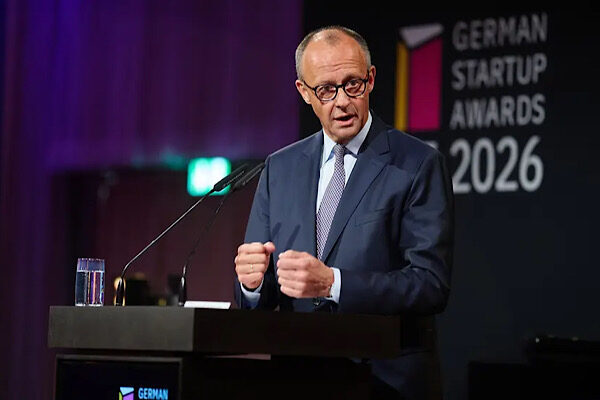 Almanya Başbakanı Friedrich Merz, İrlanda Başbakanı Micheal Martin’e gösterdiği konukseverlik