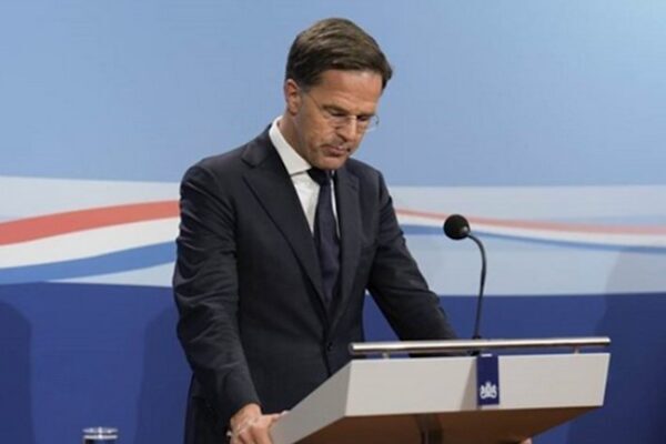 NATO Genel Sekreteri Rutte, Rusya’ya ait bir füzenin Polonya hava