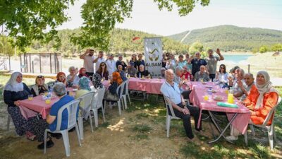 Osmangazi Belediyesi, sosyal belediyecilik çalışmaları kapsamında Alzheimer hastalarının yaşam kalitesini