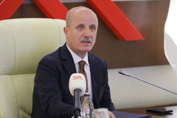 Yükseköğretim Kurulu (YÖK) Başkanı Erol Özvar, üniversitelerde geleceğin mesleklerine yönelik