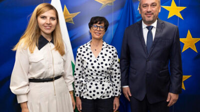 Bulgaristan Dışişleri Bakanlığı tarafından yapılan açıklamaya göre, Dışişleri Bakanı Velislava