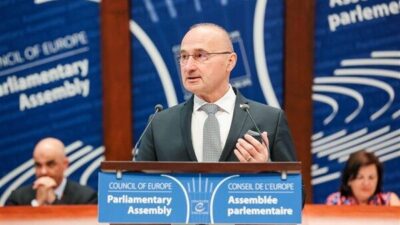Hırvatistan Dışişleri Bakanı Gordan Grlic Radman yaptığı açıklamada, Avrupa Halk