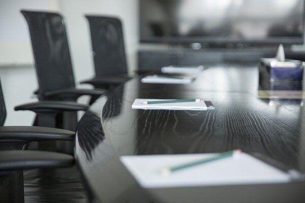 Kamuyu Aydınlatma Platformuna (KAP) yapılan açıklamada, şirketin Yönetim Kurulu Üyesi