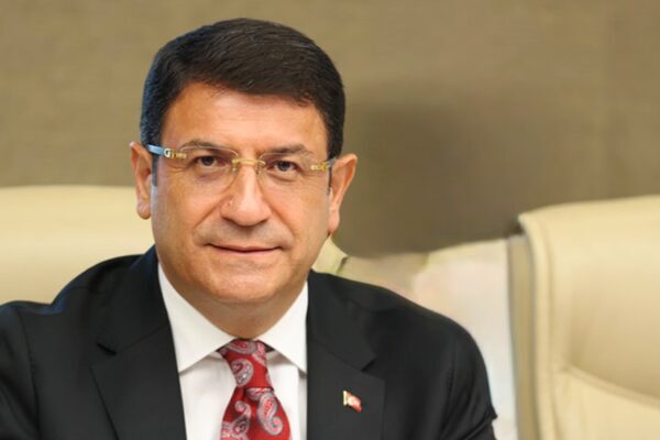Demokrasi ve Atılım Partisi (DEVA) Ankara Milletvekili ve Türkiye Büyük