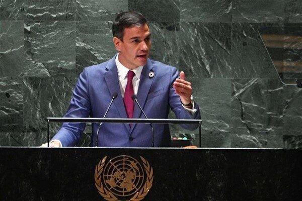 İspanya Başbakanı Pedro Sanchez, Ceuta’da güvenliğin sağlanması amacıyla güvenlik güçlerinin