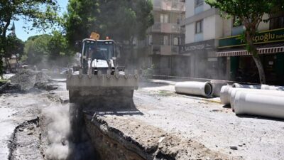 Aydın Büyükşehir Belediyesi’nin kent genelinde sürdürdüğü altyapı yatırımları kapsamında Söke’de