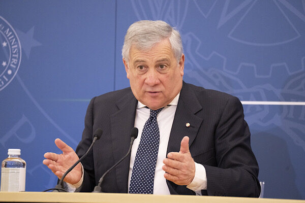 İtalya Başbakan Yardımcısı ve Dışişleri Bakanı Antonio Tajani, Birleşik Krallık’ın