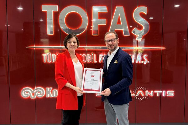Tofaş, Bursa’nın ilk “TEV Eğitim Dostu” kurumu oldu Tofaş, eğitime