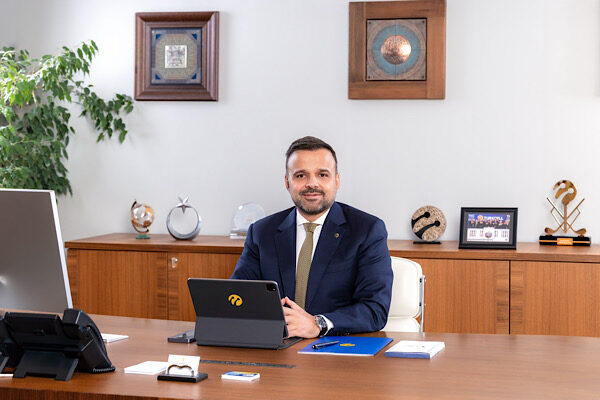 Turkcell Genel Müdürü Dr. Ali Taha Koç, dünya genelinde 1000’den