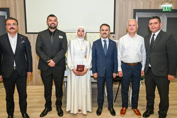 Kocaeli Valisi İlhami Aktaş, Gazanfer Bilge Çocuk Yuvası Müdürü Akide