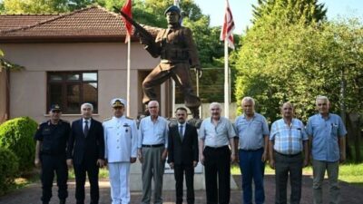 Kocaeli Valisi İlhami Aktaş Kıbrıs Barış Harekatı’nın 52’nci yıl dönümü