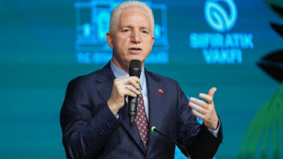 İstanbul Valiliği’nden yapılan açıklamaya göre; İstanbul Valisi Davut Gül, İstanbul