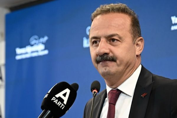Anahtar Parti Genel Başkanı Yavuz Ağıralioğlu, Hazine ve Maliye Bakanı