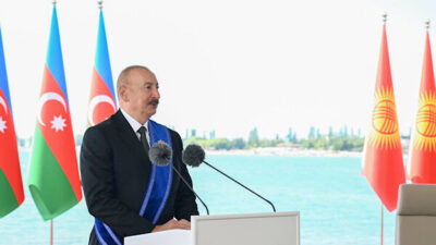 Azerbaycan Cumhurbaşkanı İlham Aliyev, başkent Bakü’yü ziyaret eden eski Ukrayna