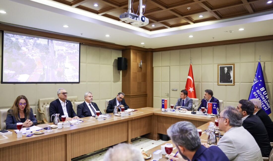 Bursa Büyükşehir Belediyesi, Osmangazi ilçesindeki Altıparmak-Çarşamba bölgesinde kentsel dönüşüm çalışmalarına
