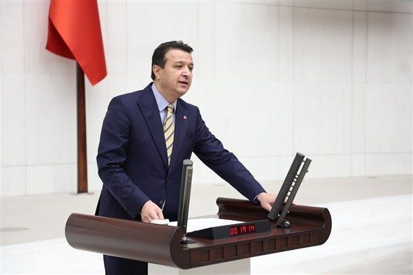 Saadet Partisi Genel Başkanı Mahmut Arıkan, DEVA Partisi Genel Başkanı