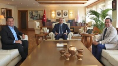 Kültür ve Turizm Bakanı Mehmet Nuri Ersoy, televizyoncu ve yapımcı